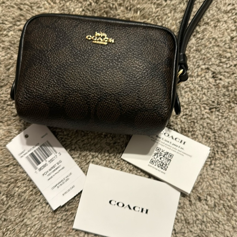 Coach wristlet pouch